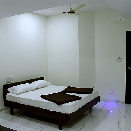 Super Hotel O Nashik Near Vijay Mamta Theatre Formerly Sahara Inn Exteriér fotografie