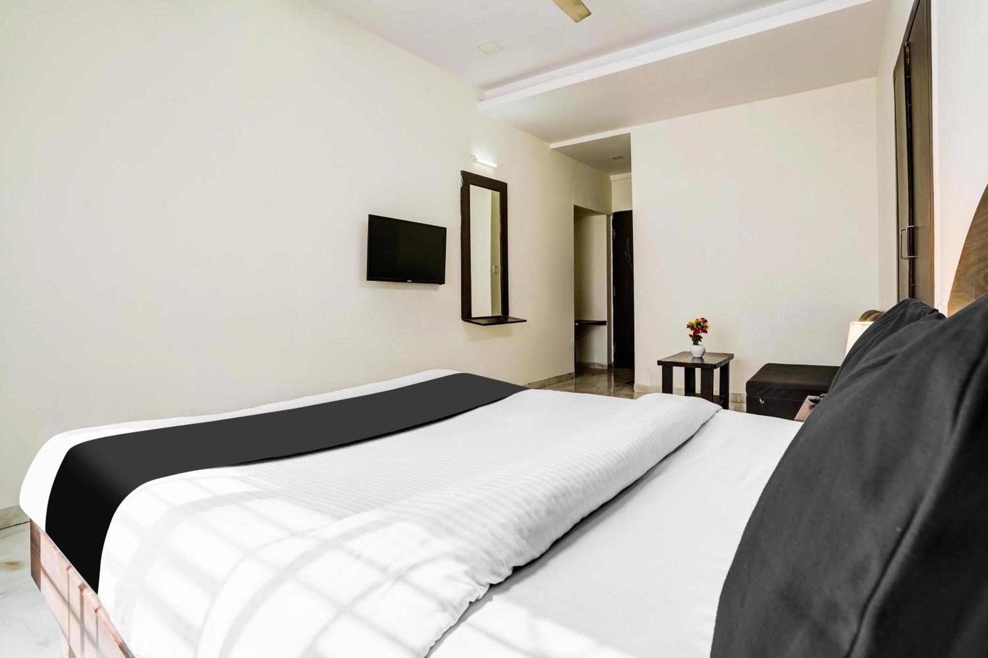 Super Hotel O Nashik Near Vijay Mamta Theatre Formerly Sahara Inn Exteriér fotografie