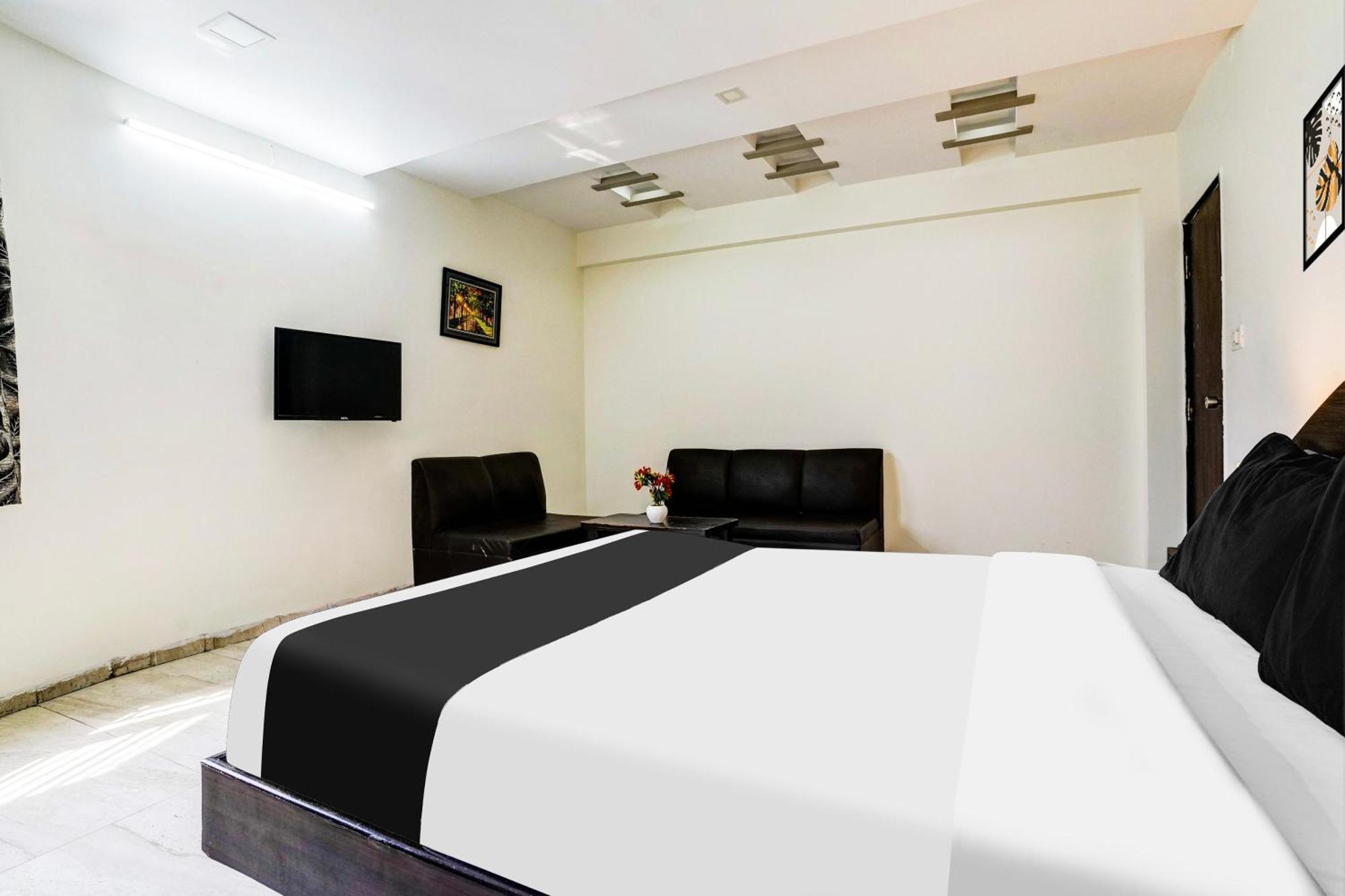 Super Hotel O Nashik Near Vijay Mamta Theatre Formerly Sahara Inn Exteriér fotografie