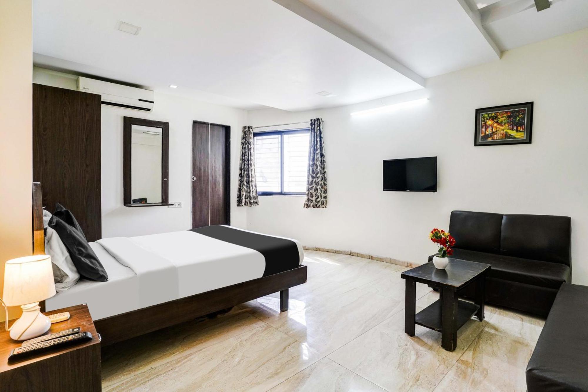 Super Hotel O Nashik Near Vijay Mamta Theatre Formerly Sahara Inn Exteriér fotografie